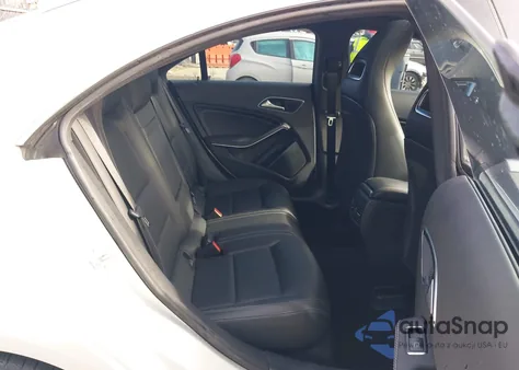 2016 Mercedes-Benz Cla 250 z USA, uszkodzony, nr VIN WDDSJ4EB5GN306735